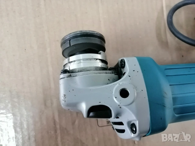 Ъглошлайф MAKITA GA5030R 125mm 720W, снимка 9 - Ъглошлайфи - 53871873