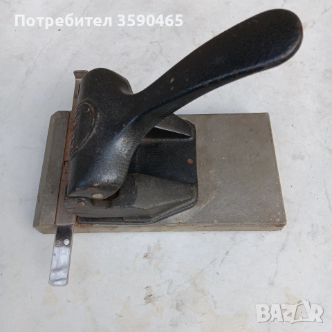 стар перфоратор на хартия, снимка 4 - Антикварни и старинни предмети - 53828203