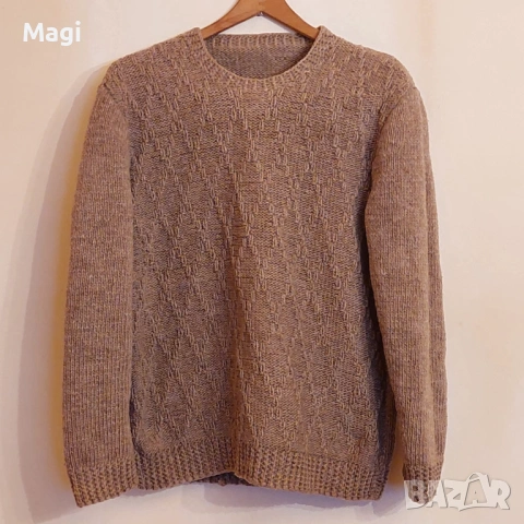 Мъжки вълнен пуловер