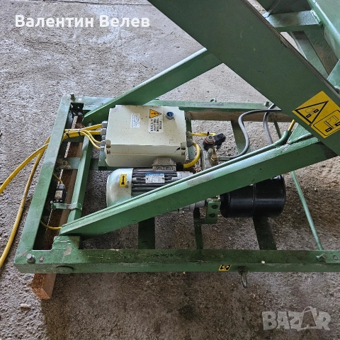 хидравлична рампа дължина 2000мм.ширина 800мм.височина 1150мм.тонаж 1500 кг., снимка 2 - Други машини и части - 53784541