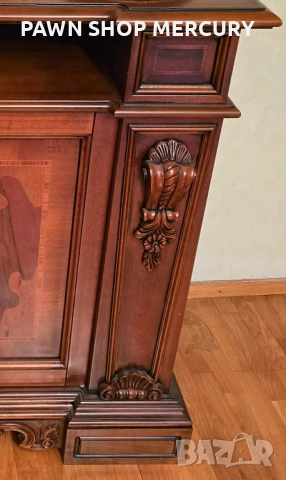 Продавам красив италиански бар с витрина и три стола, снимка 7 - Секции и витрини - 53748401