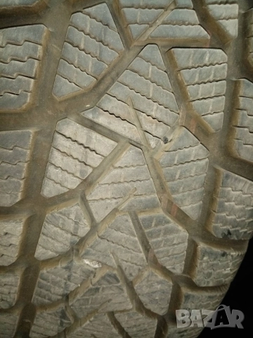 2 бр.Зимни гуми 175/65/14 и моторно масло , снимка 3 - Гуми и джанти - 52594148