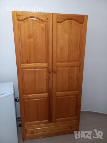 Гардероби масивни