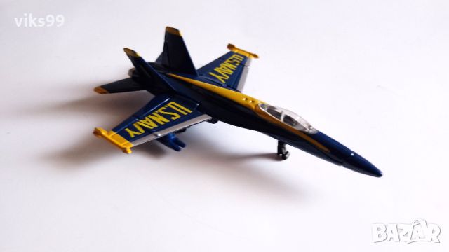 Maisto Tailwinds - F/A-18 Hornet - US Navy Blue Angels, снимка 6 - Колекции - 45295271