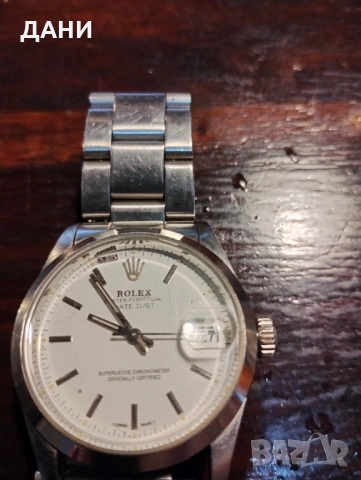 Стари часовници Rolex и Seiko за ремонт или части