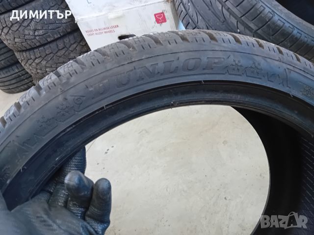 1бр.зимна гума  Dunlop 225 40 19  dot3623 цената е за брой!, снимка 2 - Гуми и джанти - 46733466