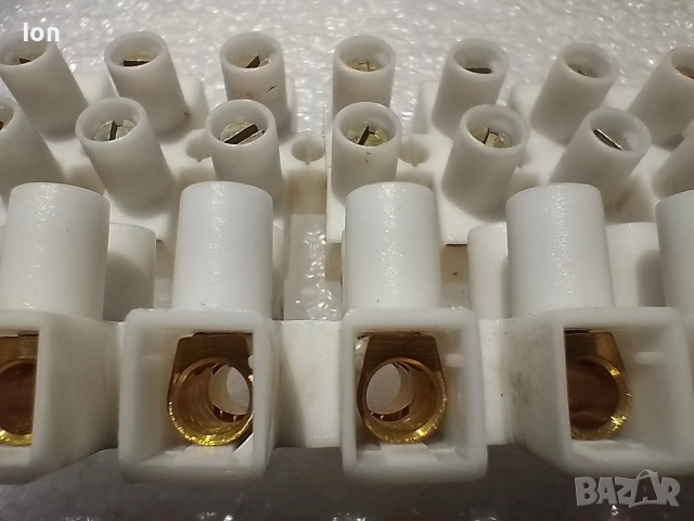 Лустер клеми 6 кв.мм, 750V/40A max. от лят месинг (вече не се произвеждат такива)