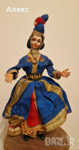 Колекционерска кукла, носия, ръчно изработена., снимка 3 - Колекции - 44962210