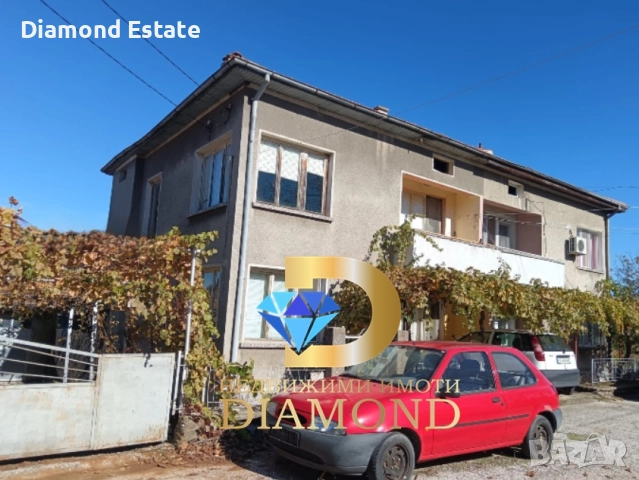 Двуетажна къща в град Тополовград