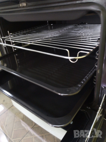 Свободно стояща печка с керамичен плот VOSS Electrolux 60 см широка 2 години гаранция!, снимка 5 - Печки, фурни - 44984537
