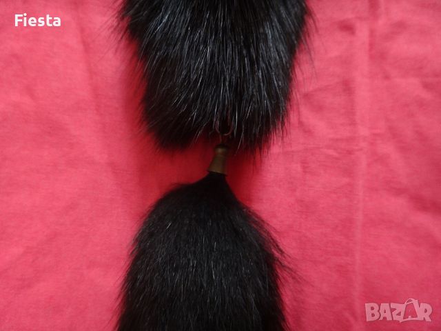 Ключодържател/Аксесоар/Висулка за чанта от естествен косъм лисица в черно, снимка 8 - Други - 45342895