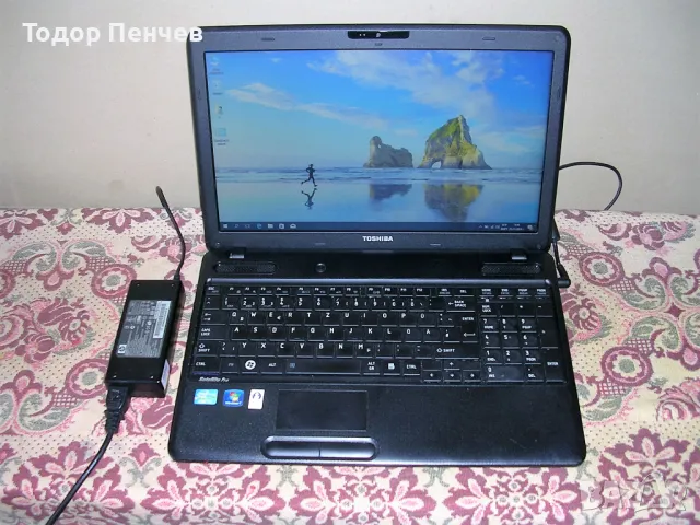 Toshiba Satellite Pro C660 - Core i3, 4 GB RAM, 500 GB HDD, снимка 1 - Лаптопи за дома - 48074710