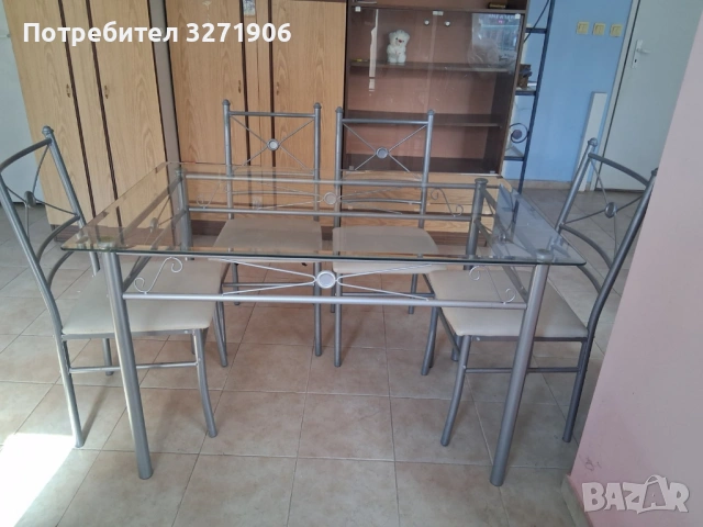 Стъклена маса + 4 стола