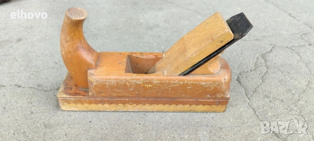 Старо дърводелско ренде, снимка 6 - Антикварни и старинни предмети - 54290885