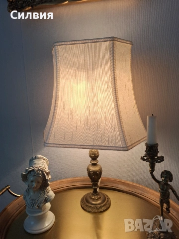 Настолна Лампа , снимка 2 - Антикварни и старинни предмети - 53571261