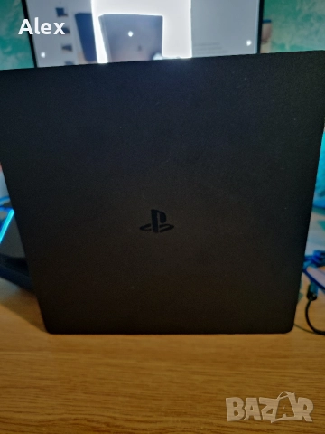 конзола Playstation 4 Slim 1TB, снимка 2 - PlayStation конзоли - 52789432