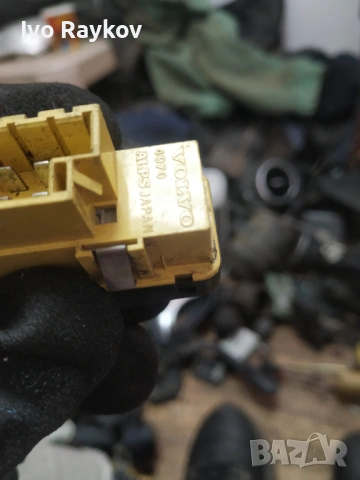 Бутон , инфо и ресет за Volvo 4970, снимка 4 - Части - 53740493