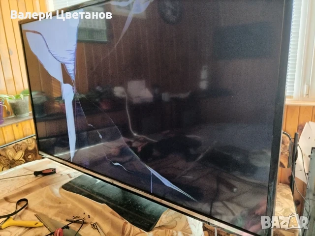 телевизор JVC LT-48VF52K на части