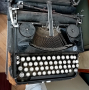 Антикварна пишеща машина Erika, снимка 1 - Антикварни и старинни предмети - 44991561