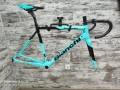 НОВ карбонов шосеен фреймсет Bianchi Specialissima CV | 55 , снимка 1