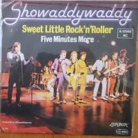 Грамофонни плочи Showaddywaddy – Sweet Little Rock 'n' Roller 7" сингъл, снимка 1 - Грамофонни плочи - 45332546