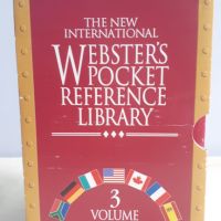 Webster's Pocket Reference Library - комплект тъклонвен, синонимен и правописен речник на английски, снимка 2 - Чуждоезиково обучение, речници - 45751369