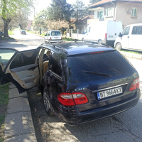 Mercedes-Benz E 320 CDI, снимка 3 - Автомобили и джипове - 44066668