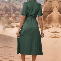 Нов стил, едноредна зелена рокля с ревер, снимка 3 - Рокли - 45198163