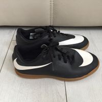 Nike детски маратонки, снимка 2 - Детски маратонки - 45385210