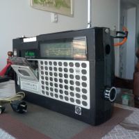 Антикварен модел,радиокасетофон-VEF-260-Sigma., снимка 3 - Антикварни и старинни предмети - 45220020