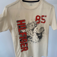 Тениска Tommy Hilfiger 12-14г, снимка 7 - Детски тениски и потници - 45012958