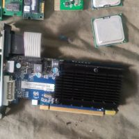 Продавам стари компютърни части : процесори, рам и др., снимка 11 - Друга електроника - 45504172
