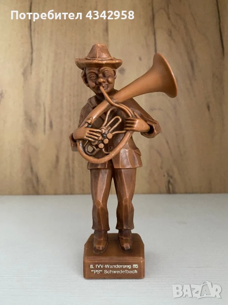 Vintage. Фигурка « Селски музикант». Германия , снимка 1