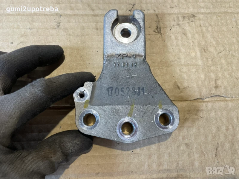 Планка Държач Двигател 170528J1 SUZUKI SX4 S-Cross JY 2018 1.0 Турбо, снимка 1