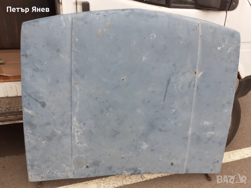 Преден  капак Москвич Алеко , снимка 1