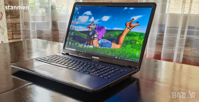 Продавам 17" лаптоп Samsung NP355G/4x2.5ghz/8gb/ssd240gb/AMD HD7420G/4чБат/DVDrw/Профилактиран , снимка 1