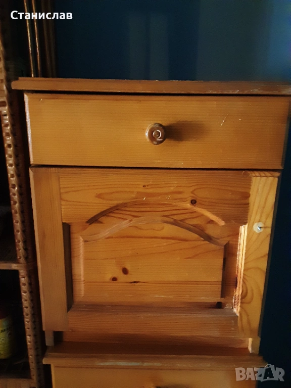 Нощни дървени шкафове, снимка 1