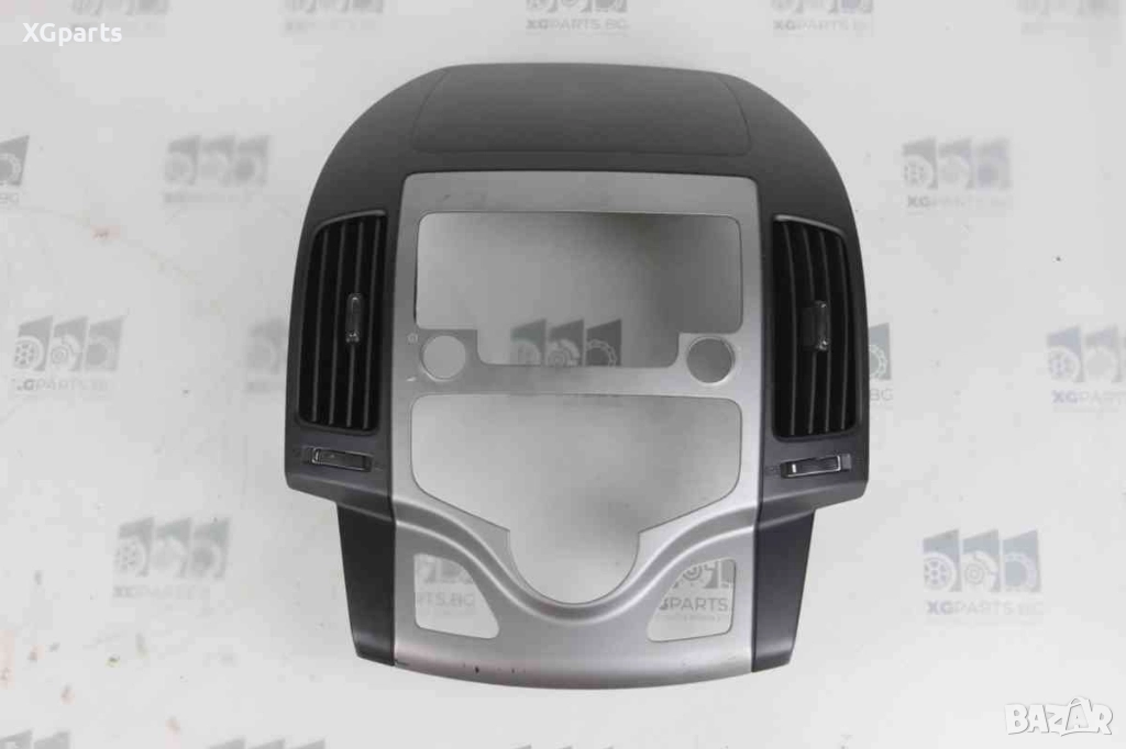  Централна конзола с духалки за Hyundai i30 (2007-2012), снимка 1