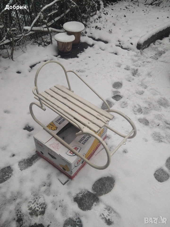 продавам две шейни, снимка 1