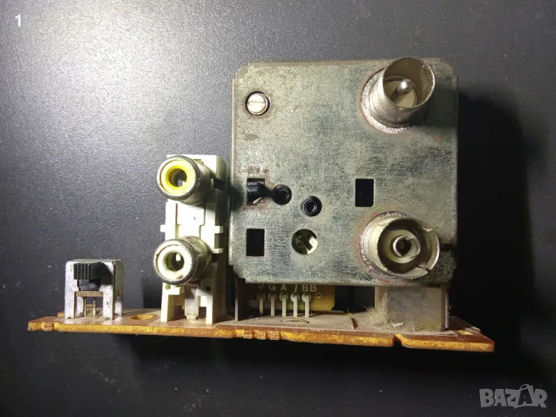 RF модулатор Sharp, снимка 1