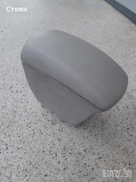 Подлакатник Ситроен С4 , снимка 1