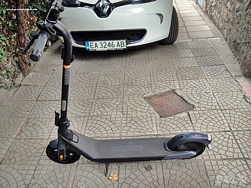 Електрическа тротинетка Segway Ninebot E2E Pro, снимка 1