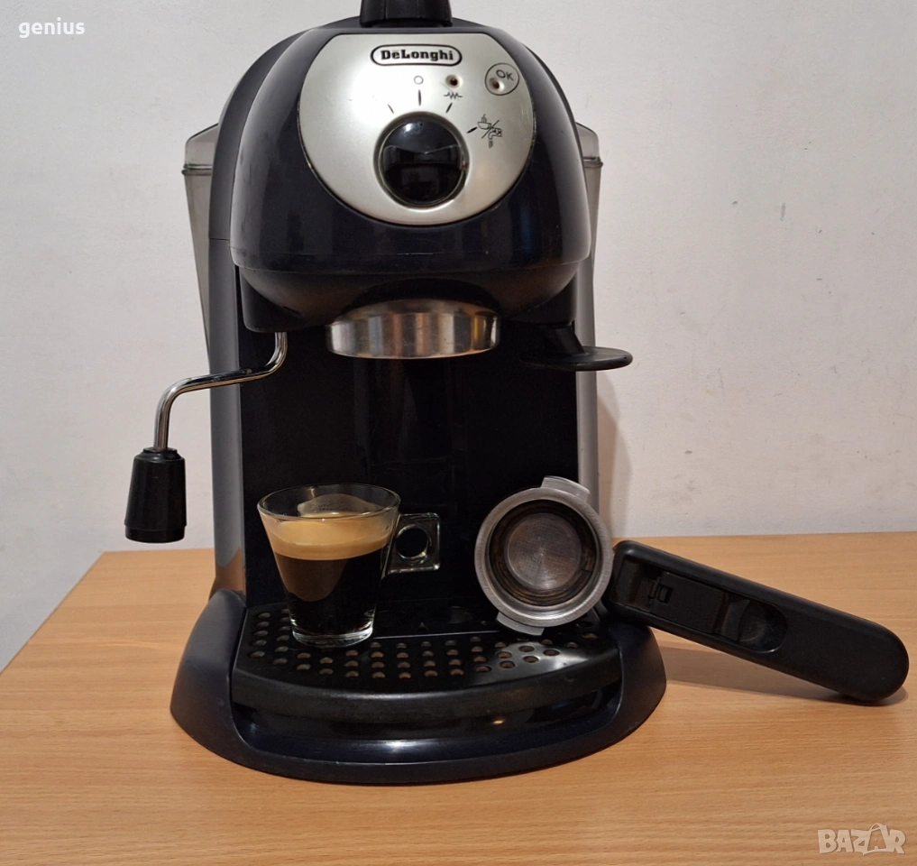 Кафемашина Делонги Delonghi ec190, снимка 1