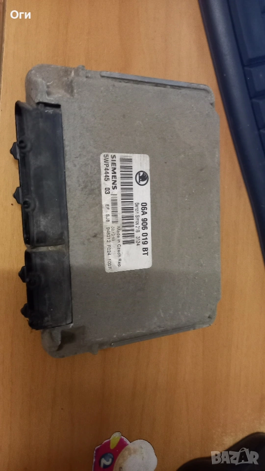 Компютър за Шкода Октавия 1.6 101к.с. SR 06A 906 019 BT, снимка 1