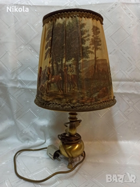 Немска стилна месингова нощна лампа с ловни сцени 43 см височина , снимка 1