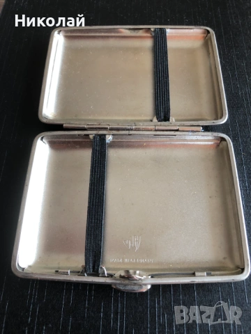 Метална табакера V.H. (Von Hofe) – Made in Germany (за 14 цигари 80 мм), компактна, много запазена, снимка 5 - Табакери - 53572544