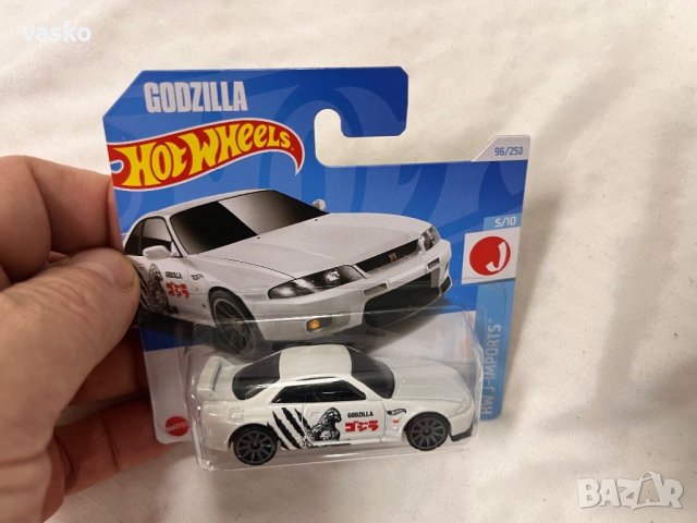 Hotwheels Nissan , снимка 5 - Колекции - 45203279