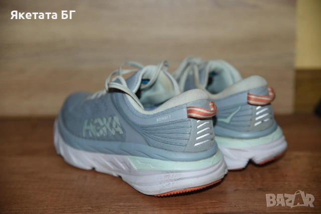 HOKA оригинални маратонки 39 1/3 номер, снимка 4 - Маратонки - 53845211