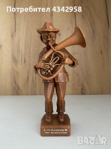 Vintage. Фигурка « Селски музикант». Германия 