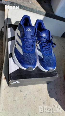 Adidas маратонки номер 44, стелка 28см, Левски
